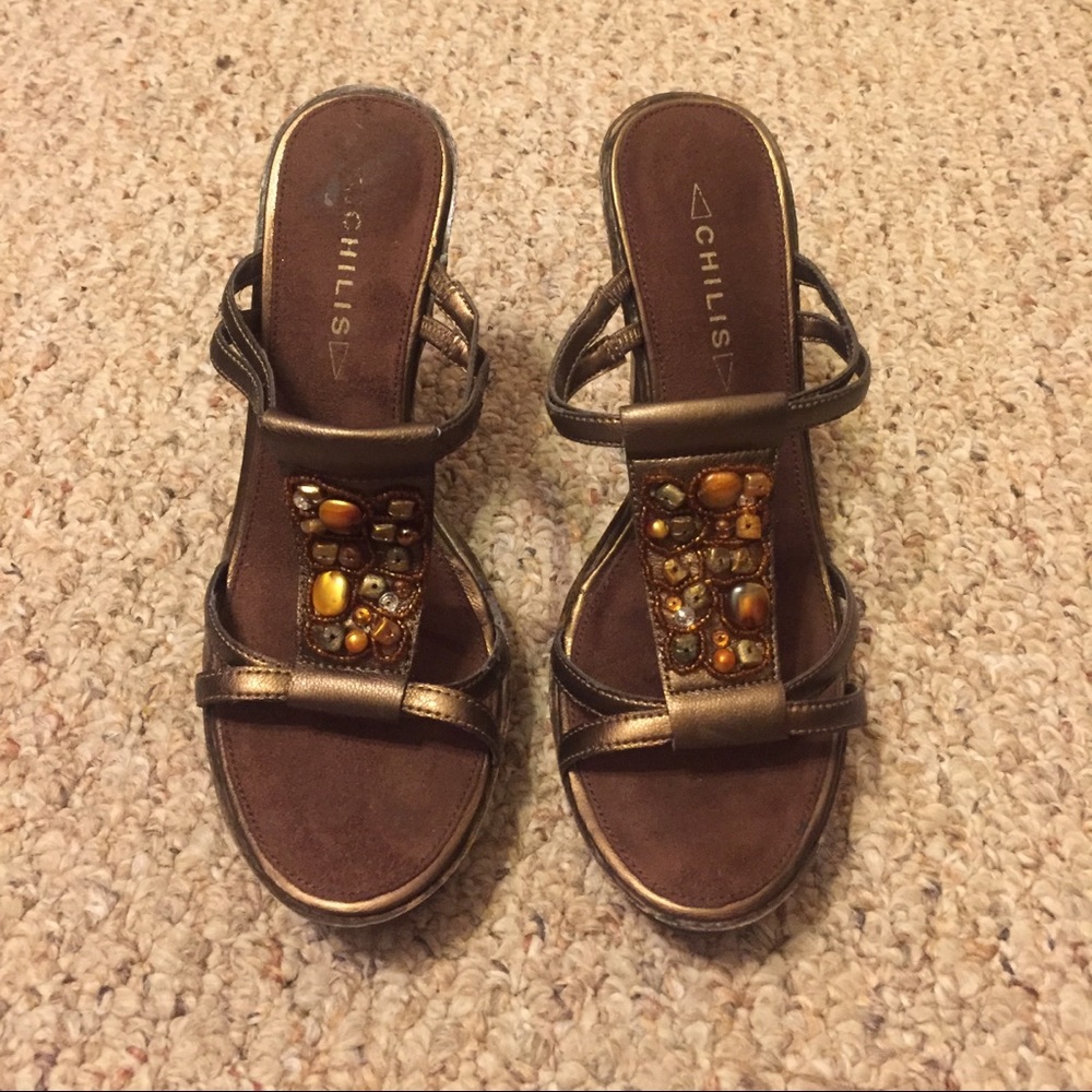 Bronze with jewels sandal with heel